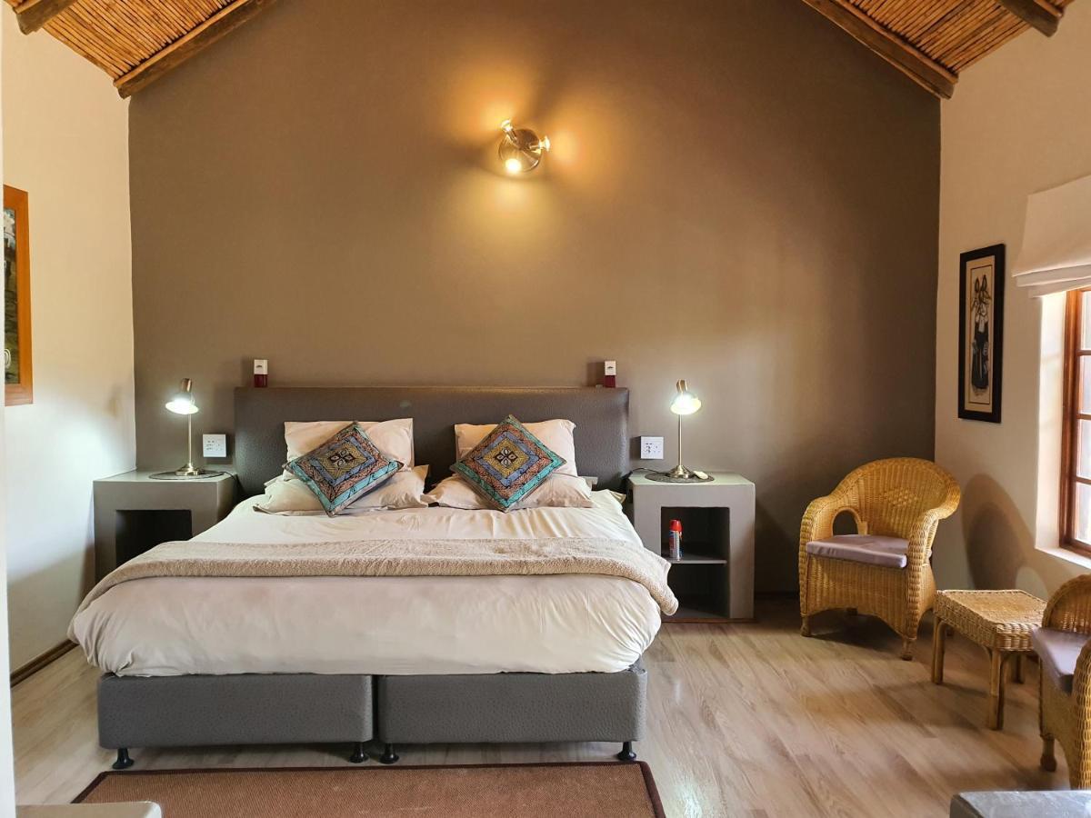 Thabile Lodge Oudtshoorn Kültér fotó